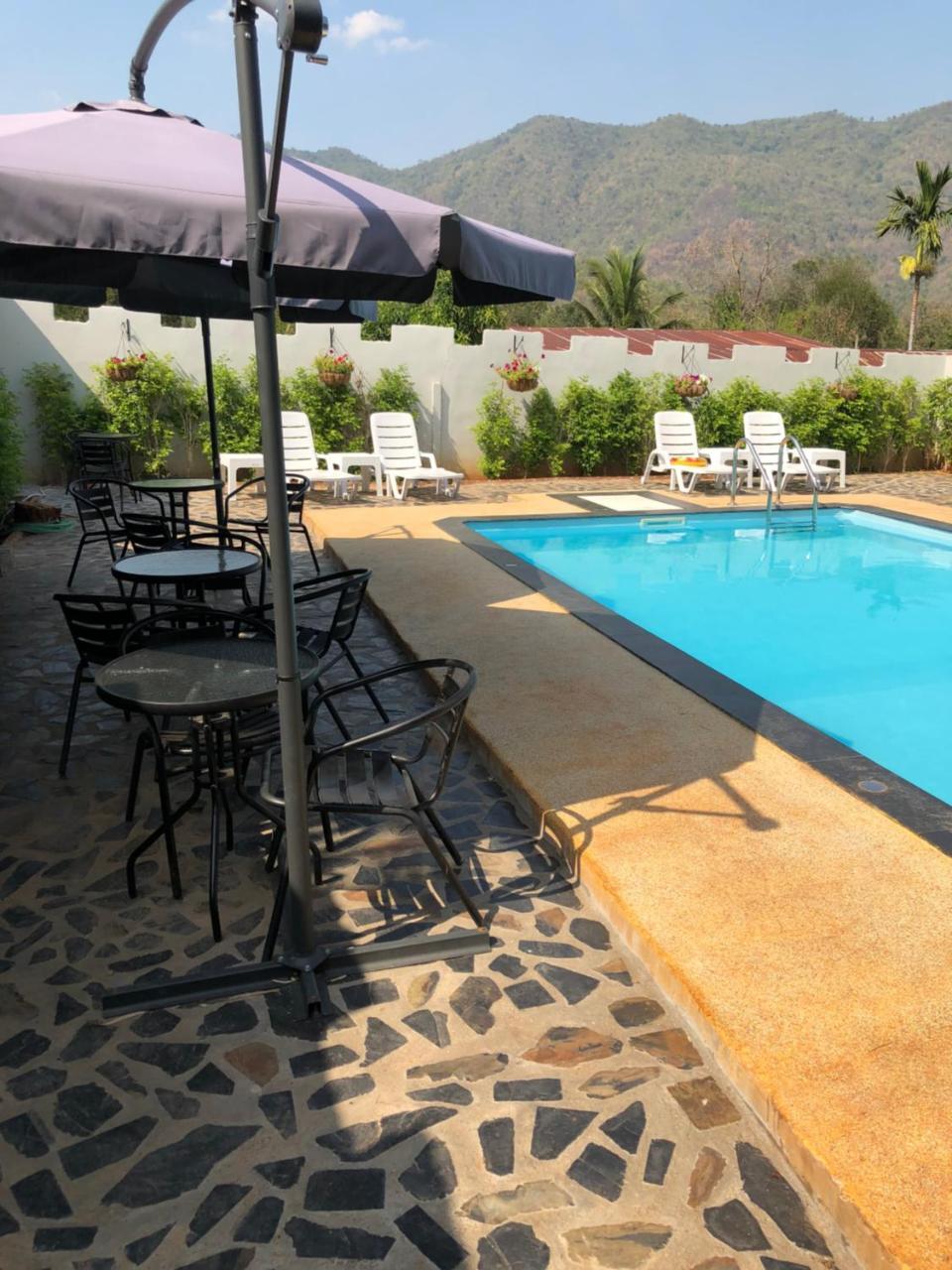 Thai Castle Resort Ban Thap Sila Exterior foto