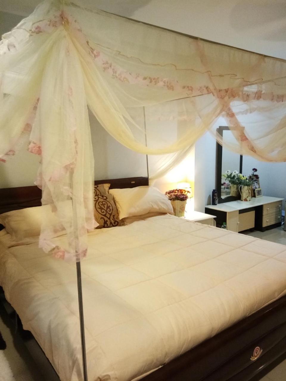 Thai Castle Resort Ban Thap Sila Exterior foto